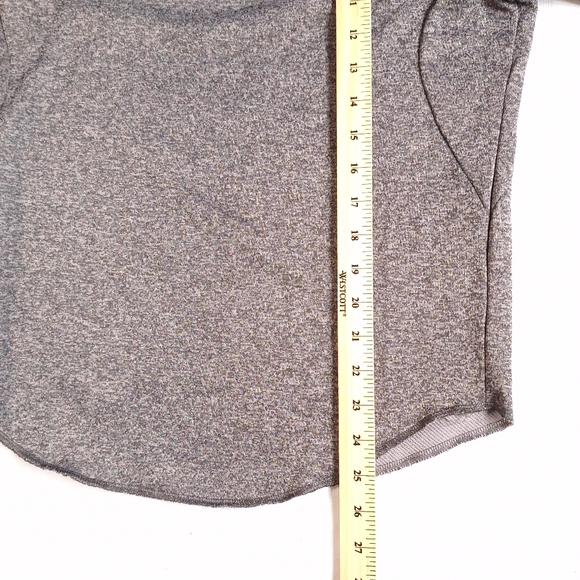 Adidas Climate Sample Heathered Gray Short Sleeve Cold Shoulder Shirt, Medium - Picture 12 of 12